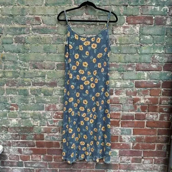 90s sunflower dress 90s babydoll sunflower dress! size small/medium